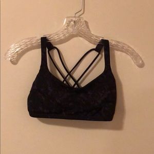 Lululemon sports bra